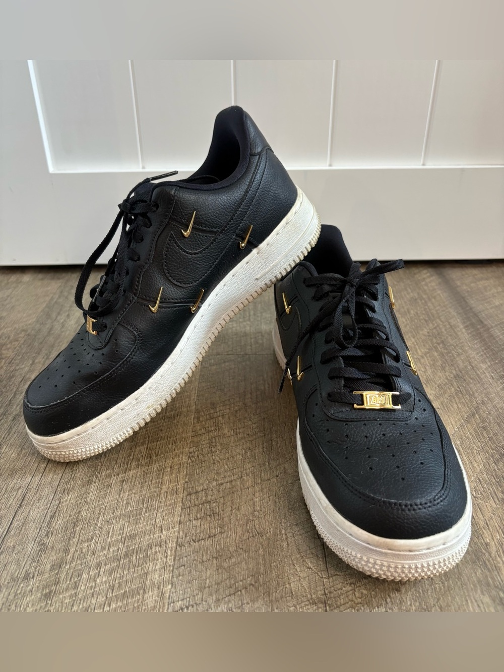 Nike Air Force 1 LX Swoosh Sneakers